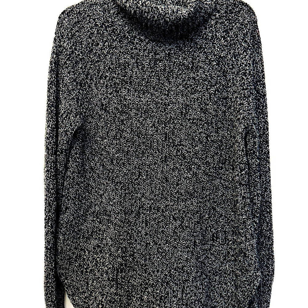 Silence + Noise Women’s Roll Neck Long Sleeve Sweater Size L Black White